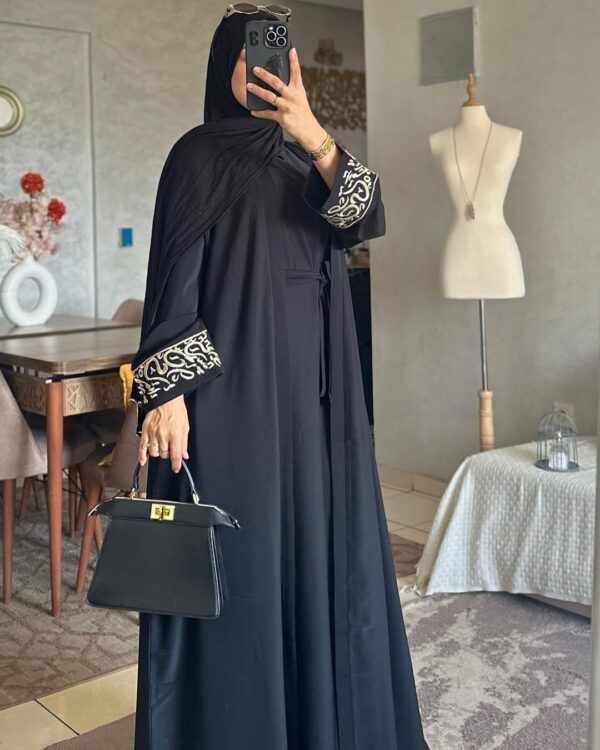 ⁦✨ عباية الفخامة بإطلالة ملكية ✨⁩ - الصورة ⁦5⁩
