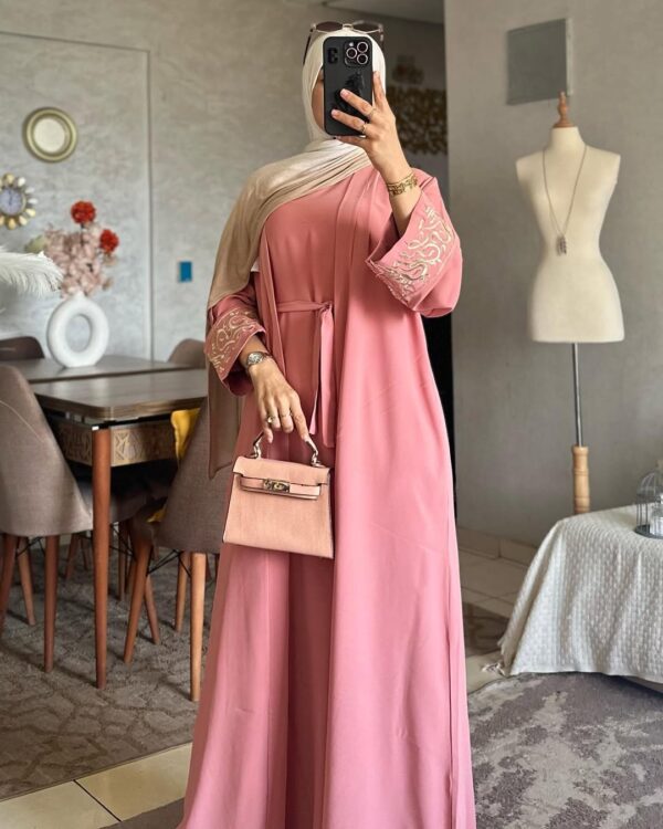 ⁦✨ عباية الفخامة بإطلالة ملكية ✨⁩ - الصورة ⁦4⁩